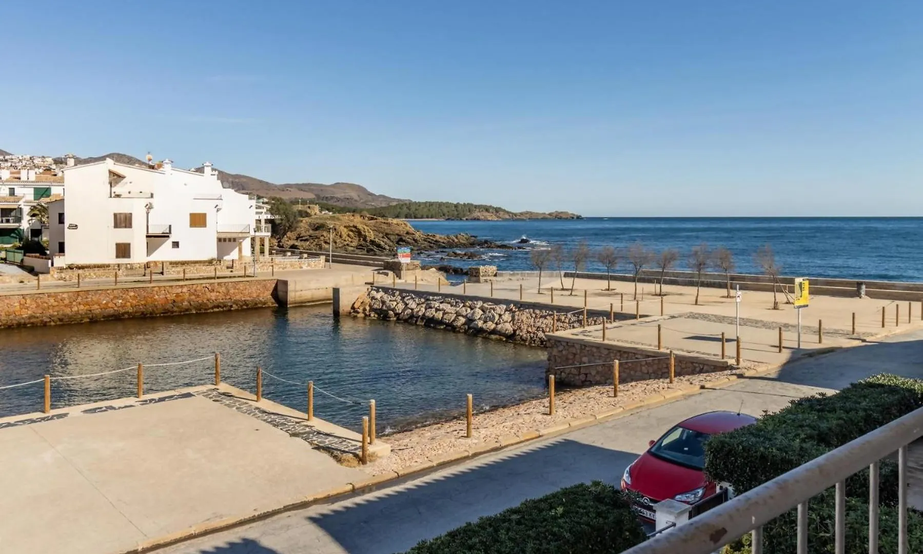 Sant Carles 261 Apartamento Con Balcon Y Vistas Llanca 0*,  Spain